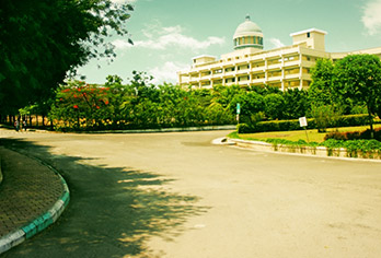D. Y. Patil college campus